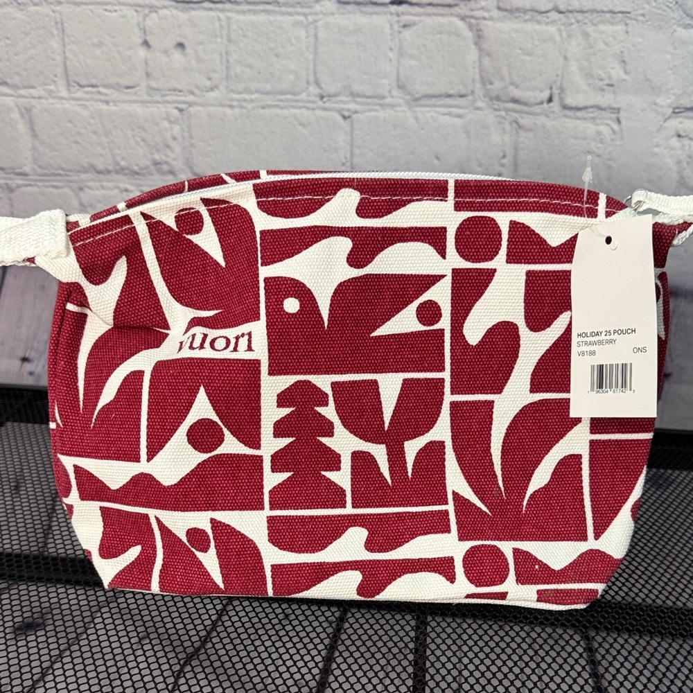 Vuori Red & Cream Canvas Cosmetic Pouch - Picture 2 of 5